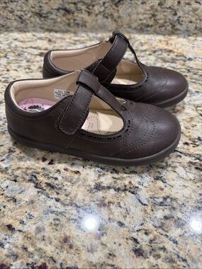 Girls Brown T-Strap School Mary Jane Shoes